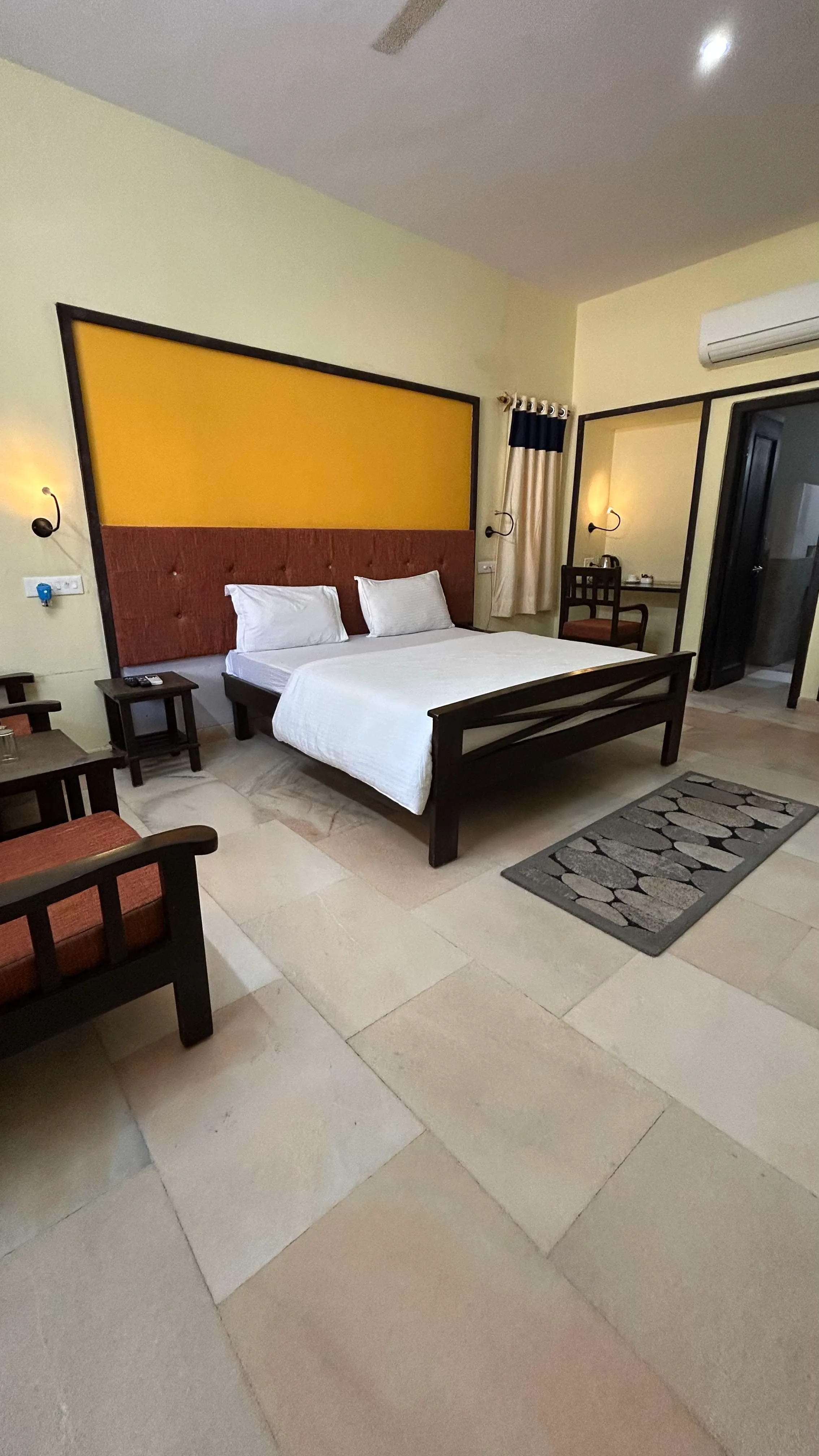 Deluxe Room View 3